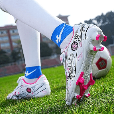 Chaussures de Football - GoldenSoccerShoes™ - Rose - Foot Expert