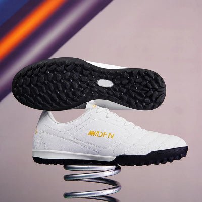 Chaussures-Foot-Salle-Pro-Futsal-Calcio-Foot-Experts-blanches