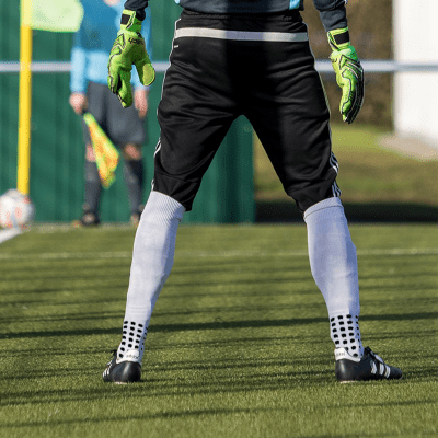 Joueur-porte-haussette-antiderapante-foot-Pro-Calsetine-Foot-Foots-Expert