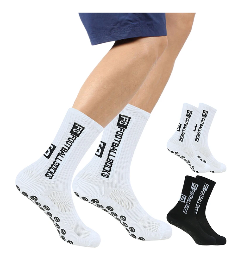 homme habille chaussettes blanches